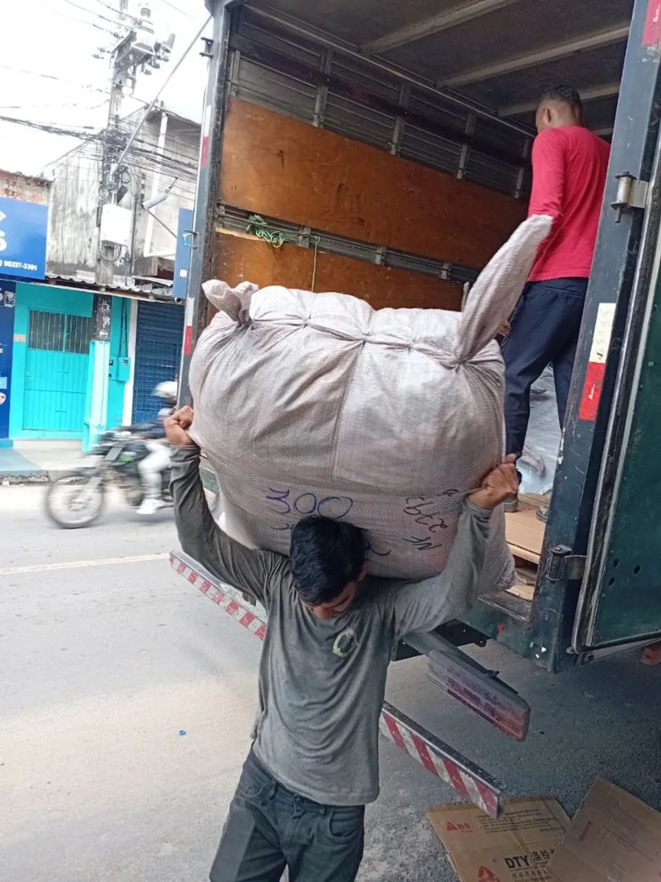 Roupas usadas no atacado e varejo em manaus - Foto 2