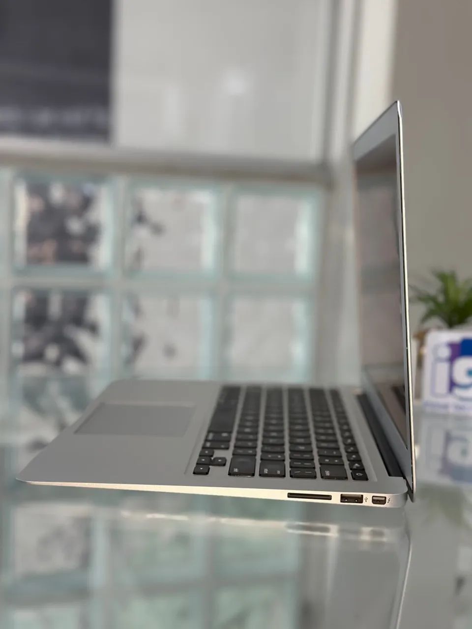 MacBook Air 2011- seminovo  - Foto 2