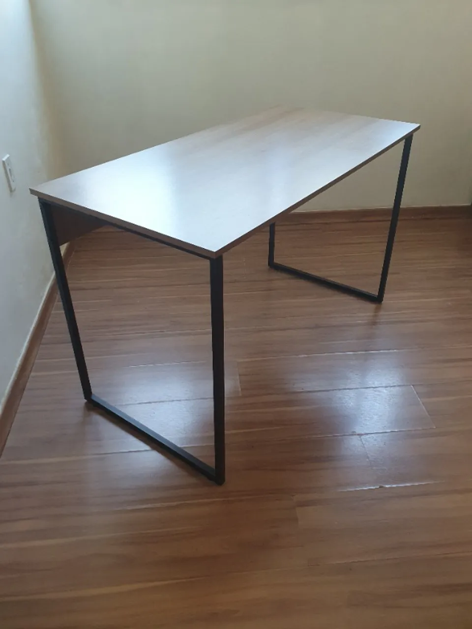 Mesa de Madeira Para Escritório