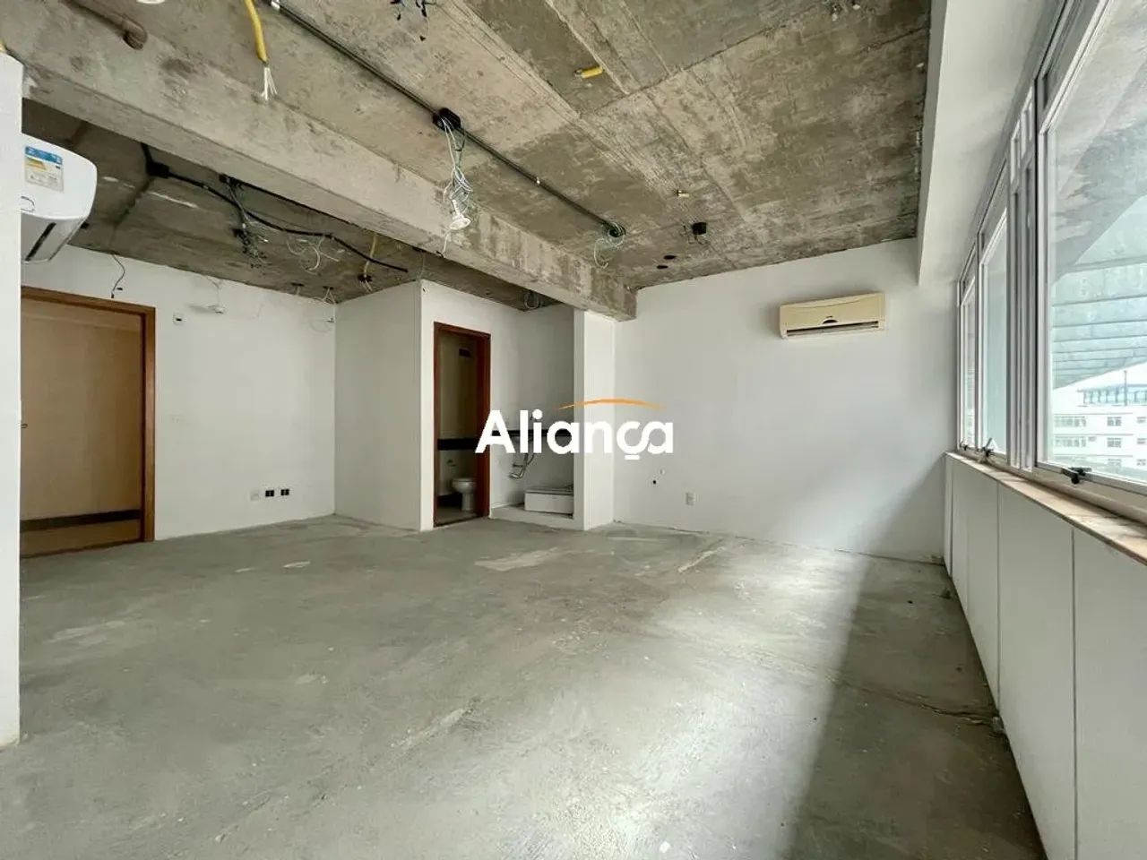 Sala/ Conjunto Comercial para alugar no bairro Independência em Porto Alegre/RS - Foto 3