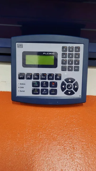Controlador PLC Weg PLC300