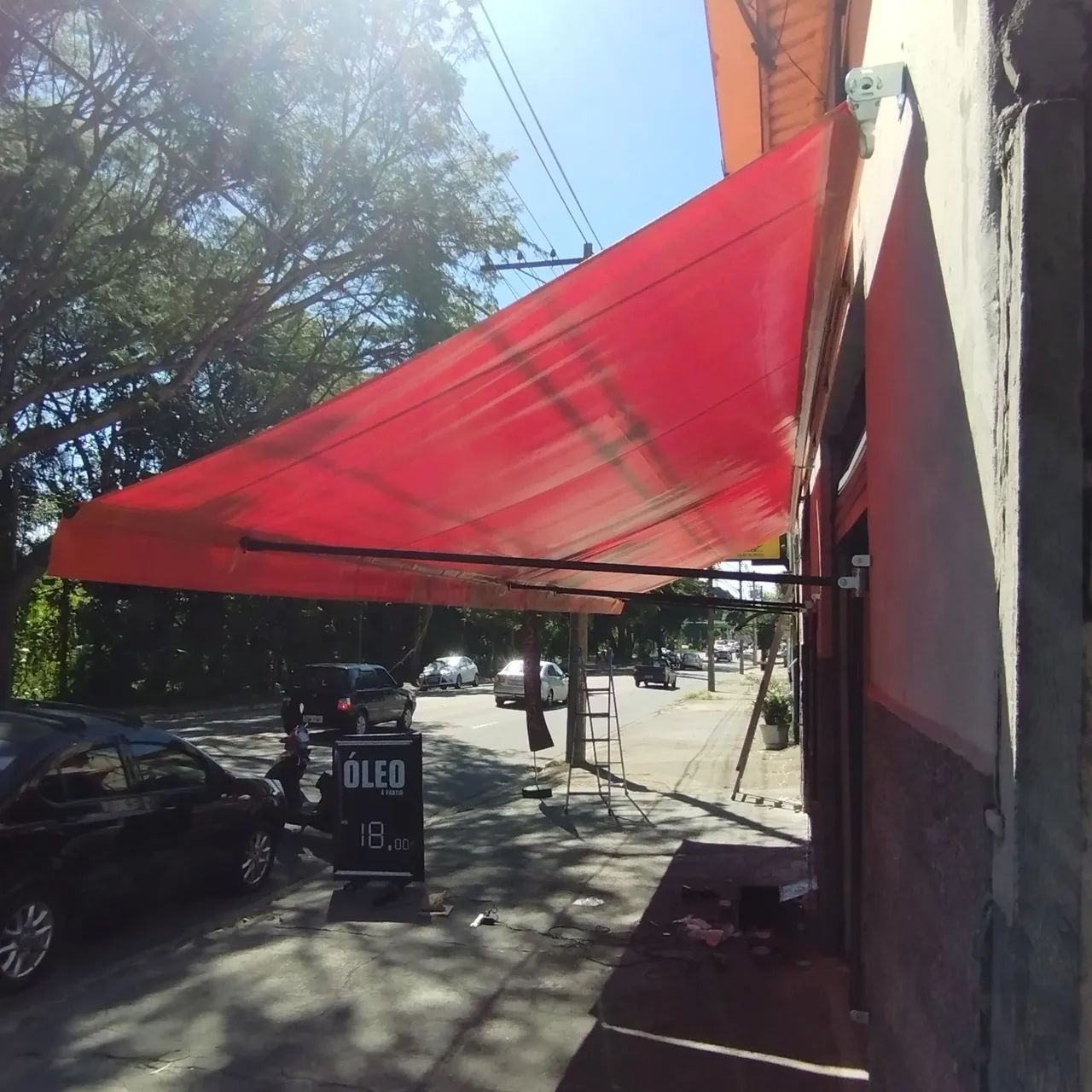 Toldo Retrátil e cobertura para comércios  - Foto 2