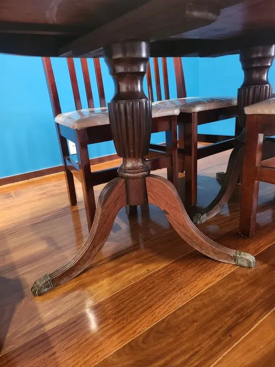 Mesa de Jantar em Madeira de Lei Jacarandá - Foto 4