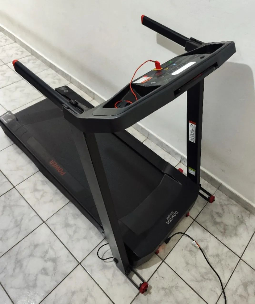 Esteira de Treino Domyos Run100E 110 Volts - Foto 3