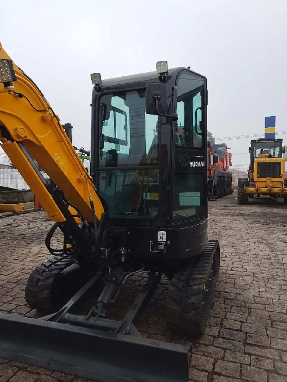 Locação de Mini escavadeiras  - Foto 2