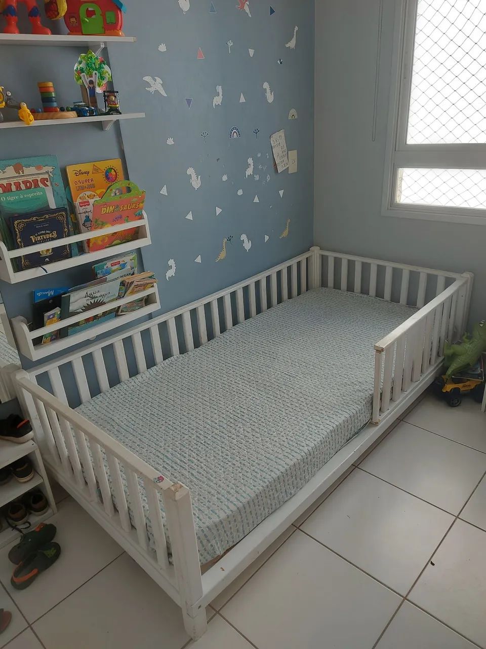 Vendo cama montessoriana madeira