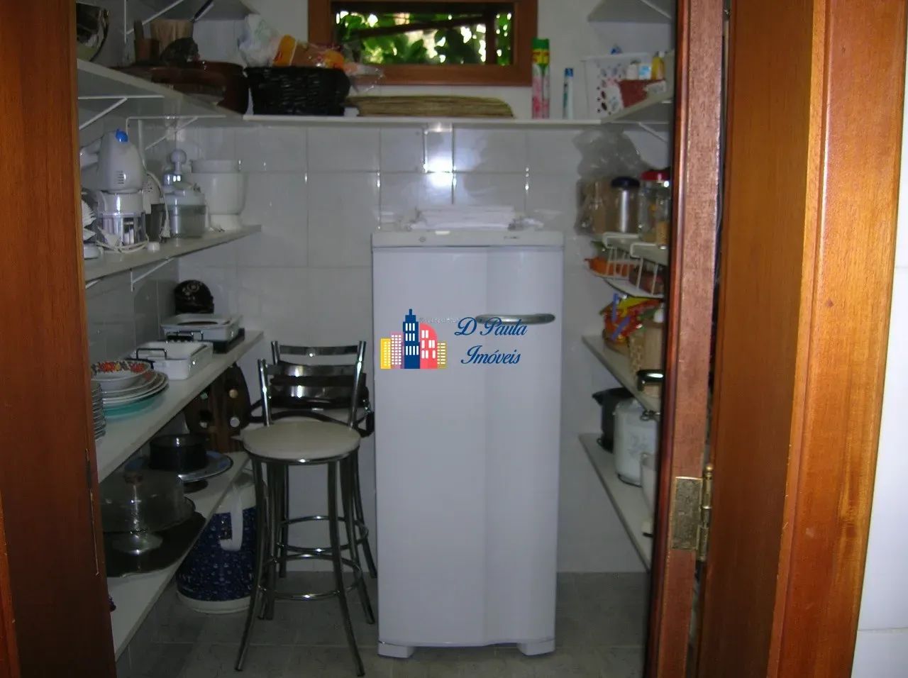 Casa com 4 Dormitórios sendo 3 Suítes, 473m², Venda Locação - R$ 10.800,00 Pacote - Condom - Foto 5