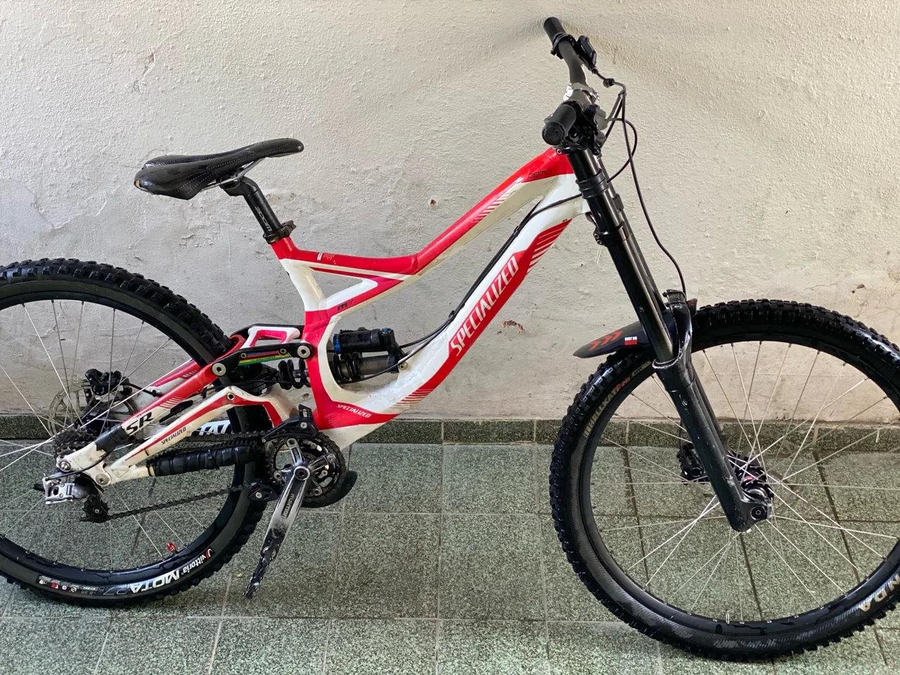 Specialized Demo 8 - Mountain Bike Downhill