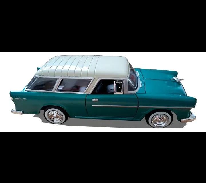 Mini 1955 Chevy Bel Air Nomad. Verde e branco. Motor Max. Escala 1:24.  