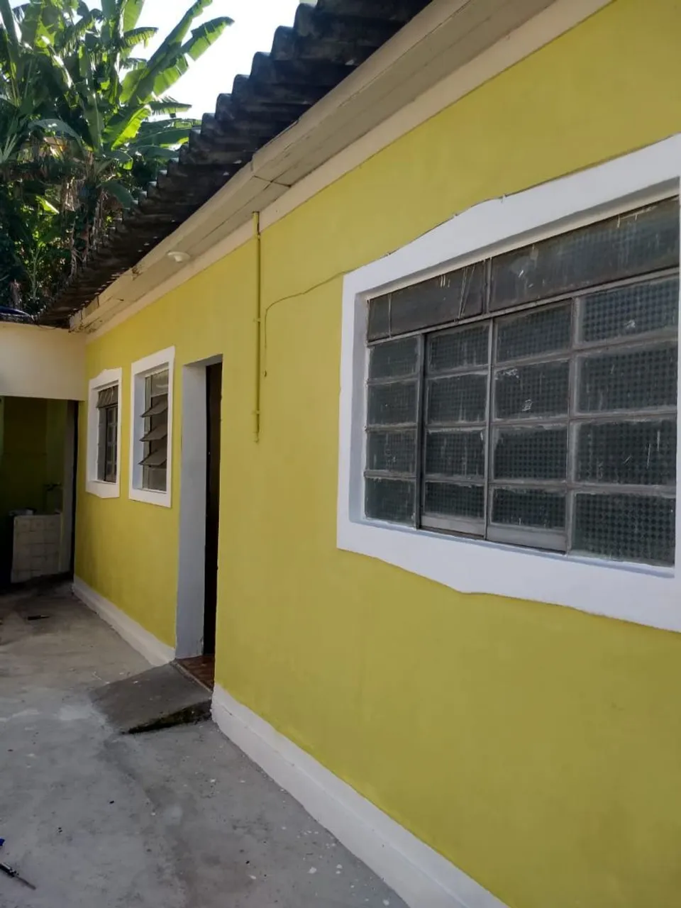Casa com 2 Quartos Próximo ao Centro de S.G.