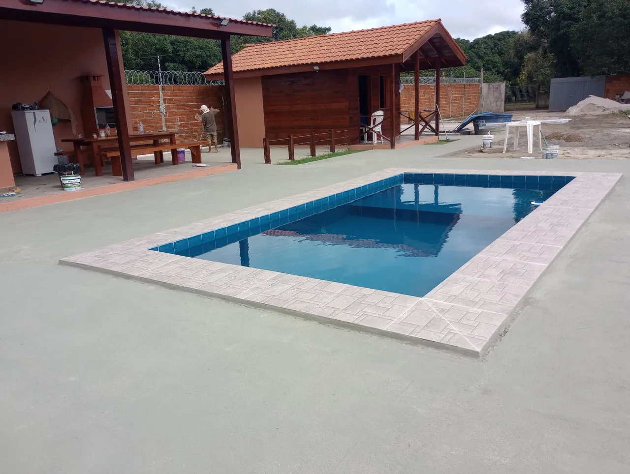 VENDE BELÍSSIMA CHÁCARA DENTRO DA CIDADE