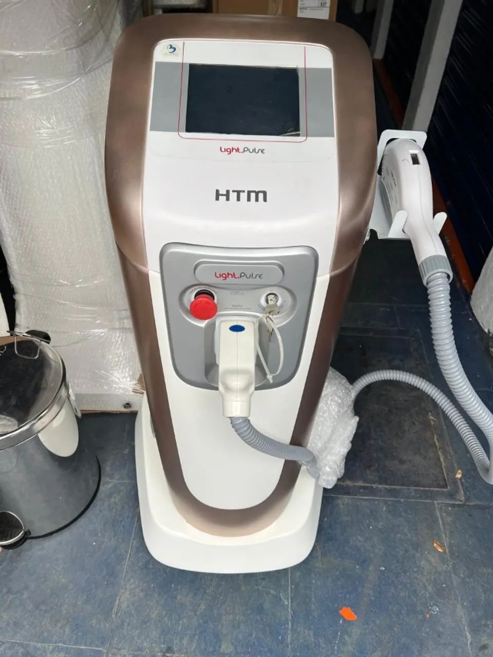 Equipament Luz Intensa Pulsada Marca HTM para Estetica