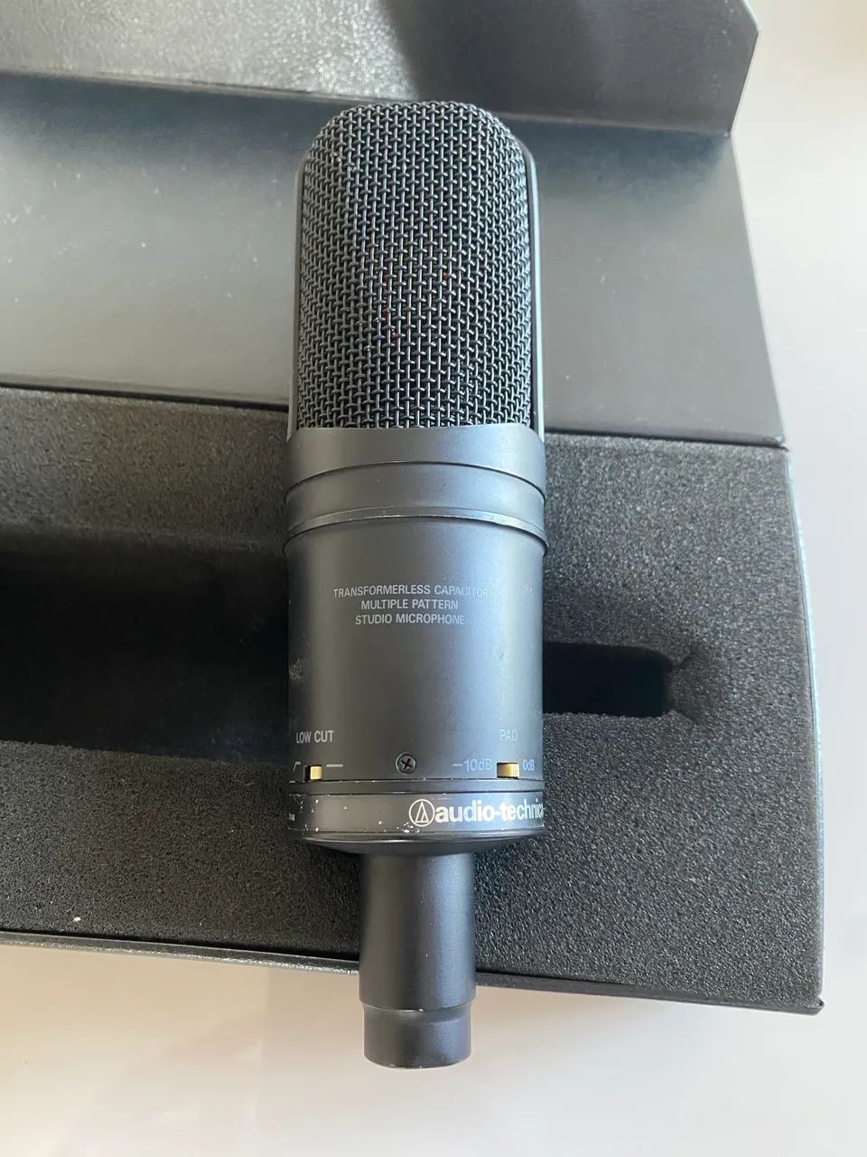 Microfone condensador Audio Technica AT4050 - Foto 2