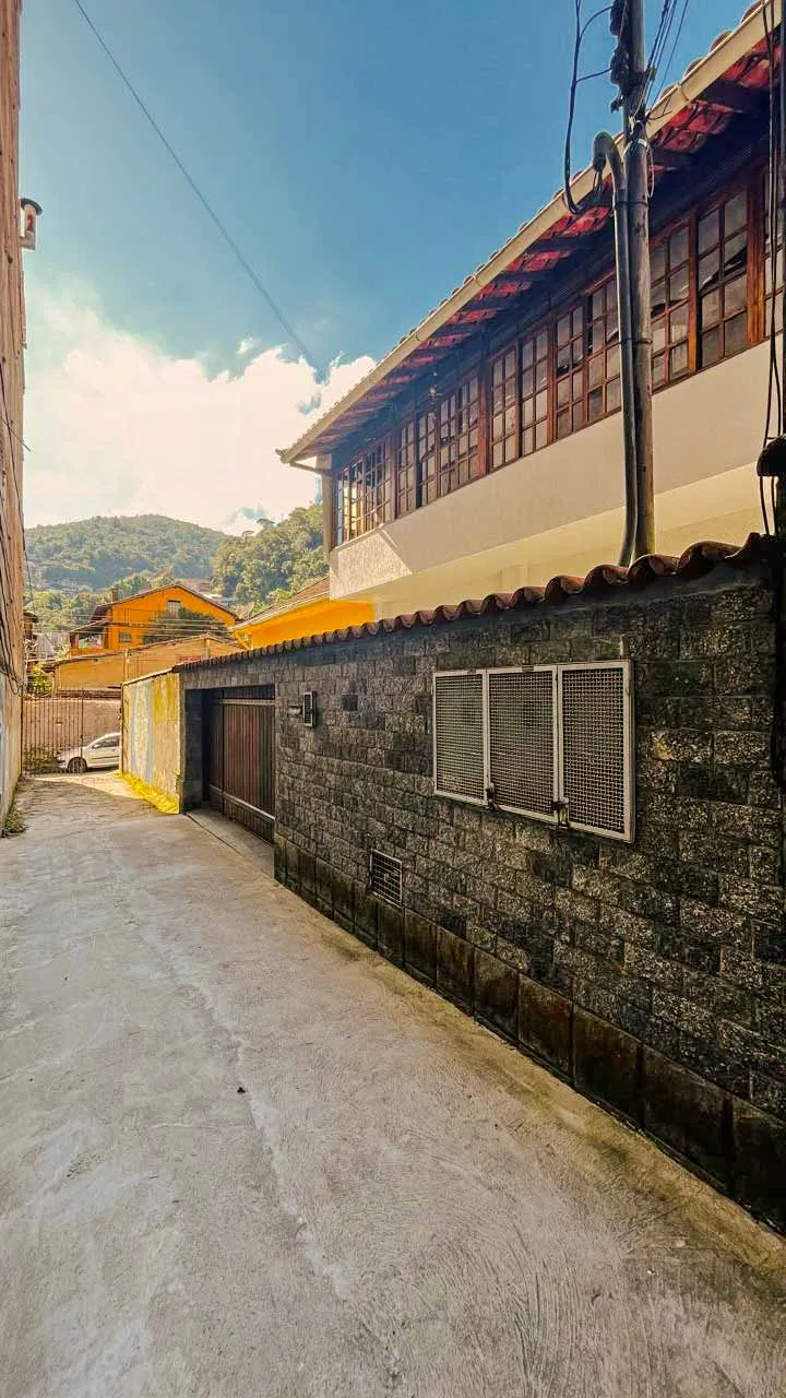Casa para venda em Petrópolis - RJ
