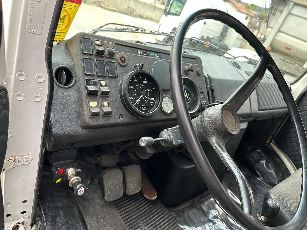 Mercedes Benz 1518 1988 - Foto 7