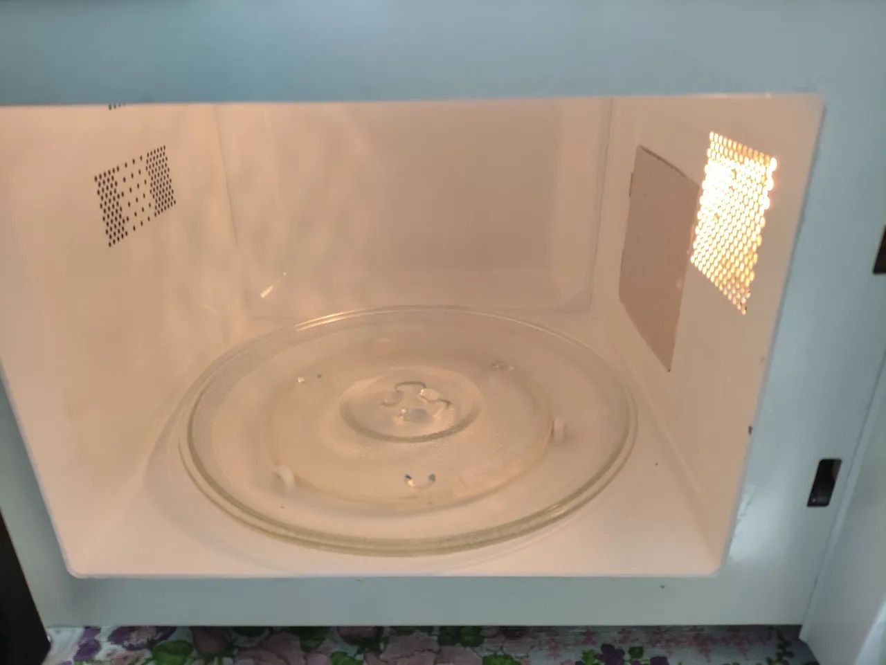 Microondas Electrolux,20 lts, entrego e garantia  - Foto 3