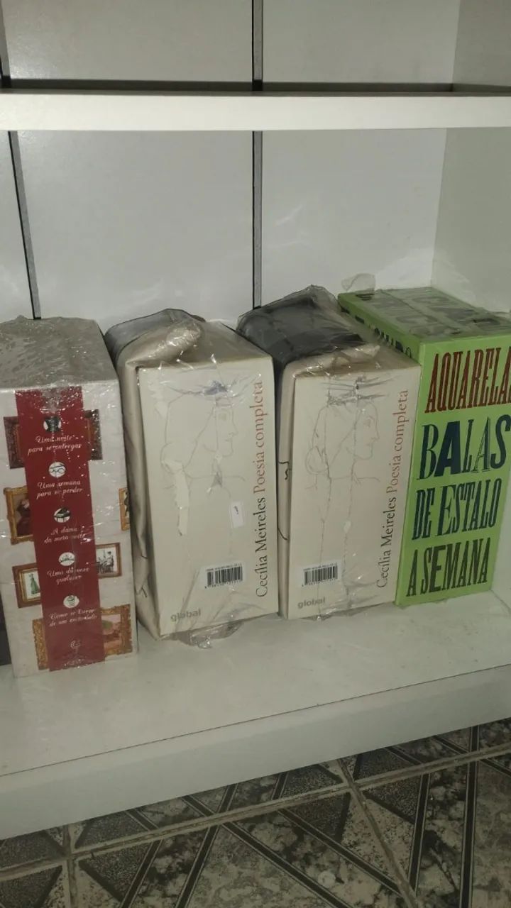 Lote Livros Hqs novos 6600 unid novo - Foto 2