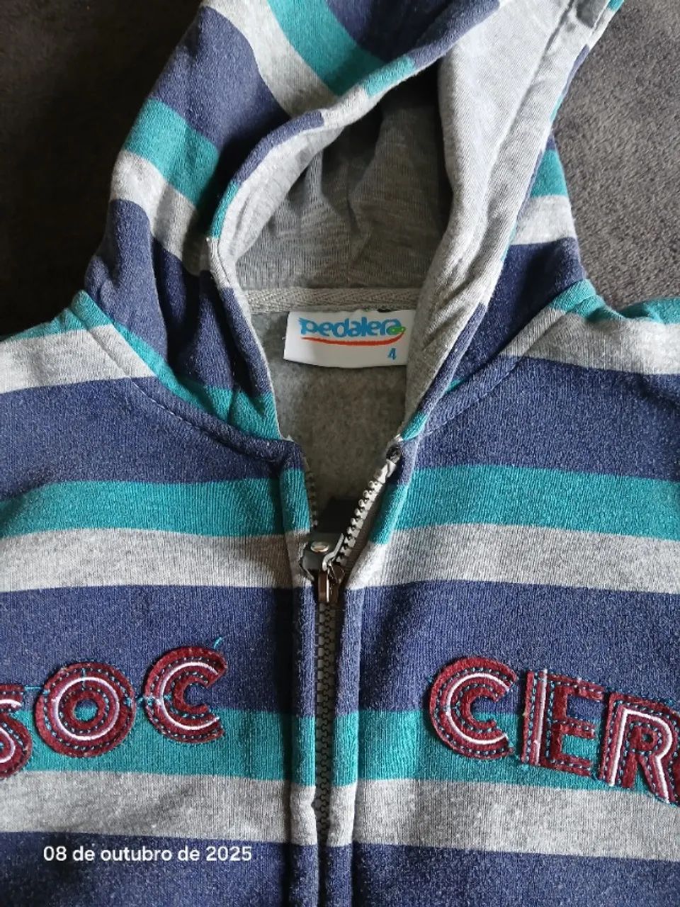 Blusão de moletom infantil Tam. 4 - Foto 3