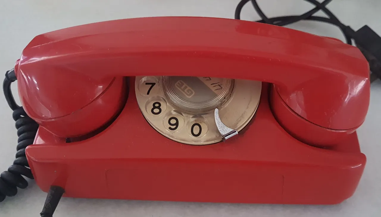 Telefone Antigo
