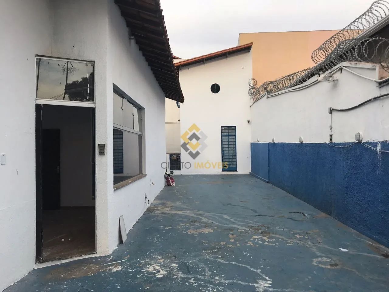 Casa comercial para venda bairro Itapoã