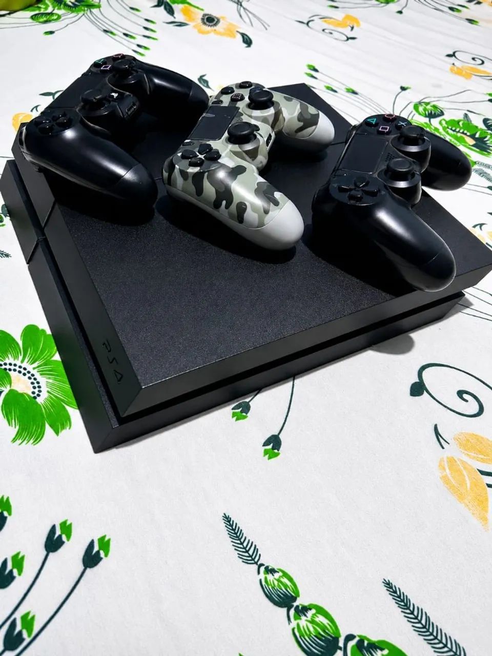 Ps4 completo 3 controles  - Foto 3