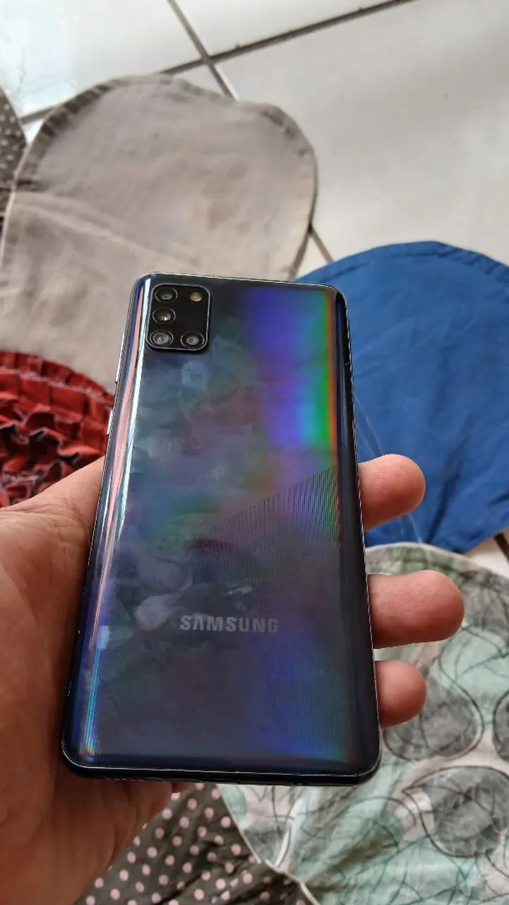 Celular com 128GB e 30 Dias de garantia 