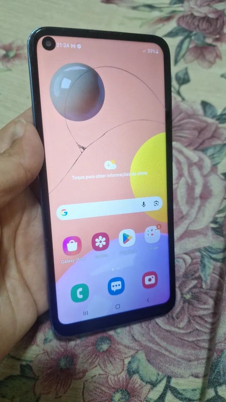 Samsung J8 Samsung A11 