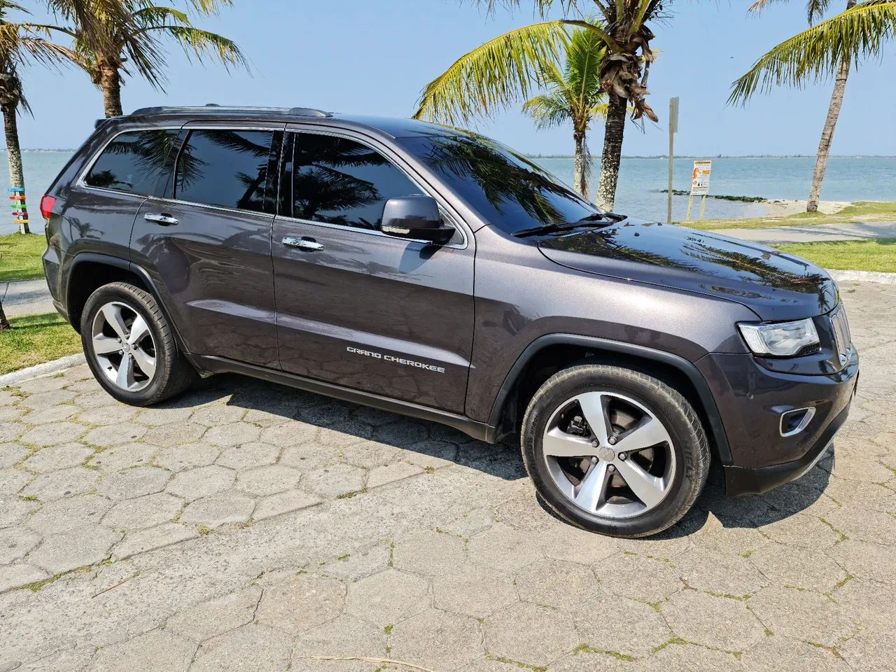 Jeep Grand Cherokee Grand Cherokee Limited 3.0 TB Dies. Aut 2015