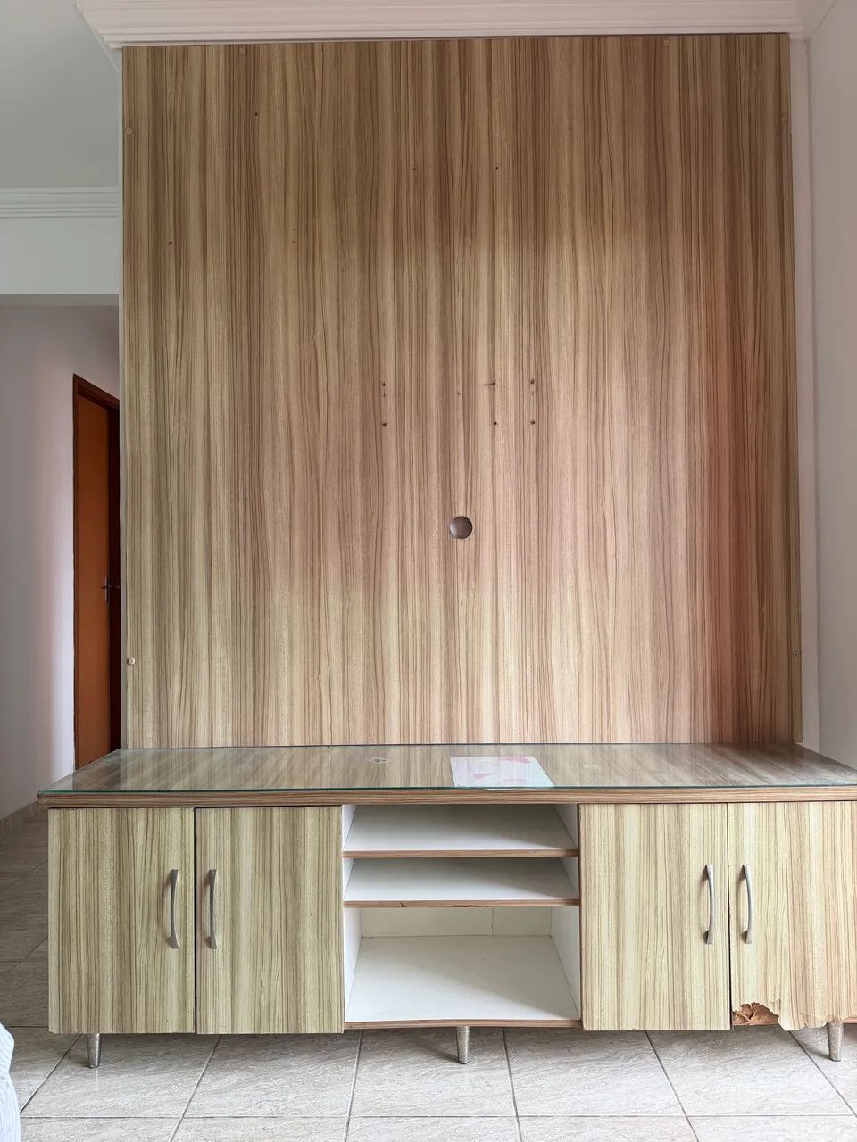 Painel com rack
