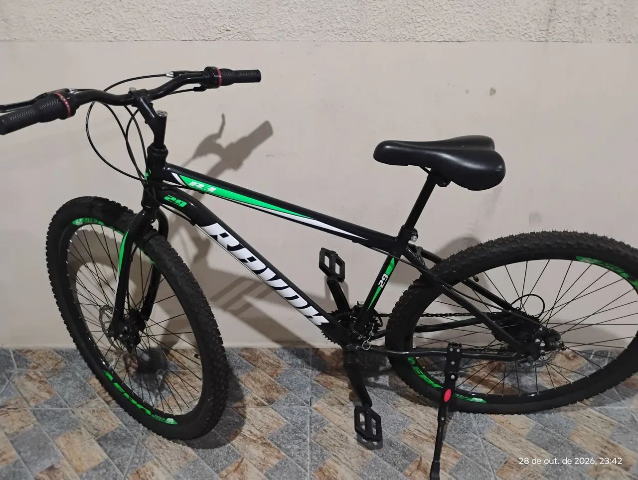 Bicicleta aro 29, semi nova  - Foto 2