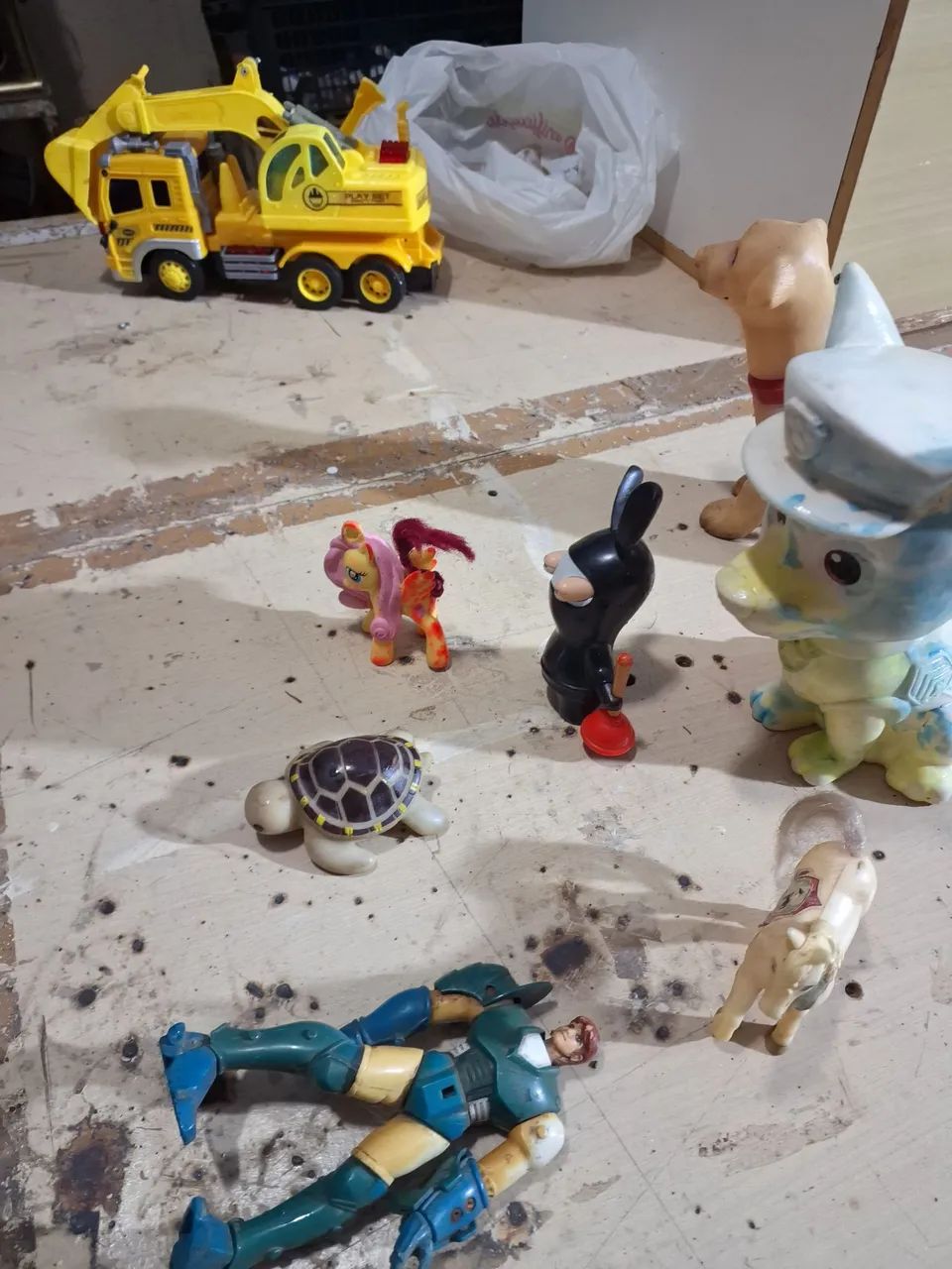 Coleção com 7 bonecos  - Foto 2
