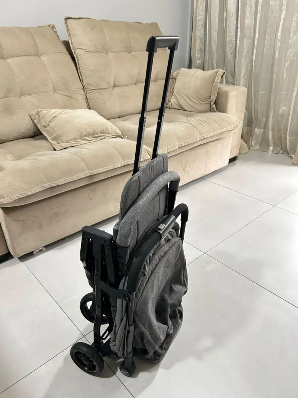 Carrinho de bebê, Bebe conforto e Base para Carro. - Foto 5