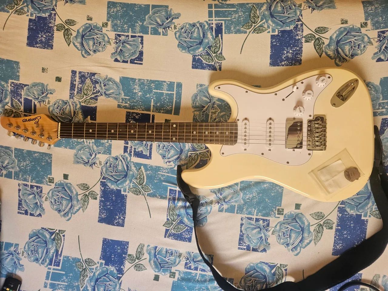 Guitarra Elétrica + Amplificador 