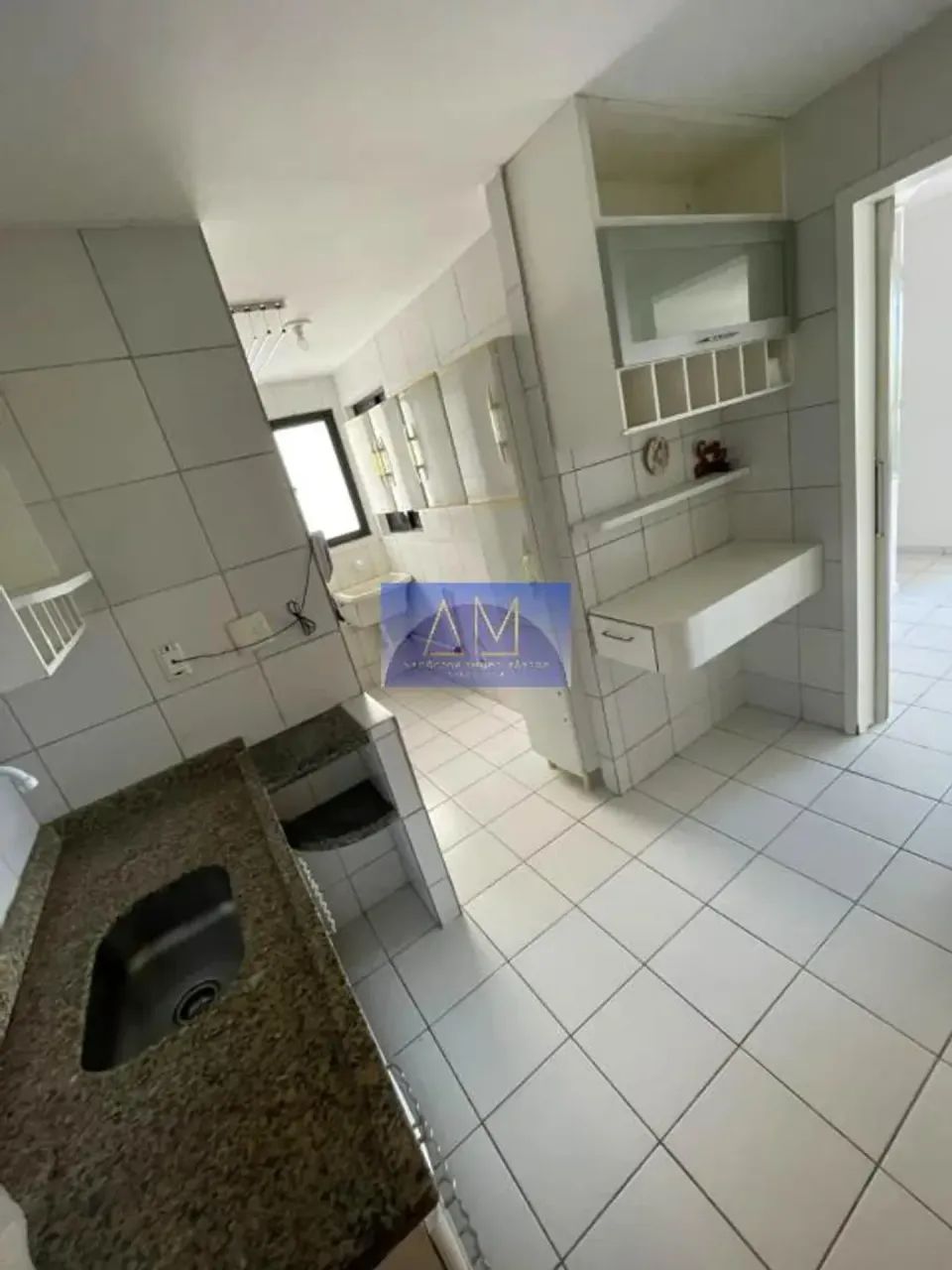 APT COM 3 QTS, 1 SUÍTE, 70 M², 2 WCs,REFORMADO NA ENCRUZILHADA. - Foto 4