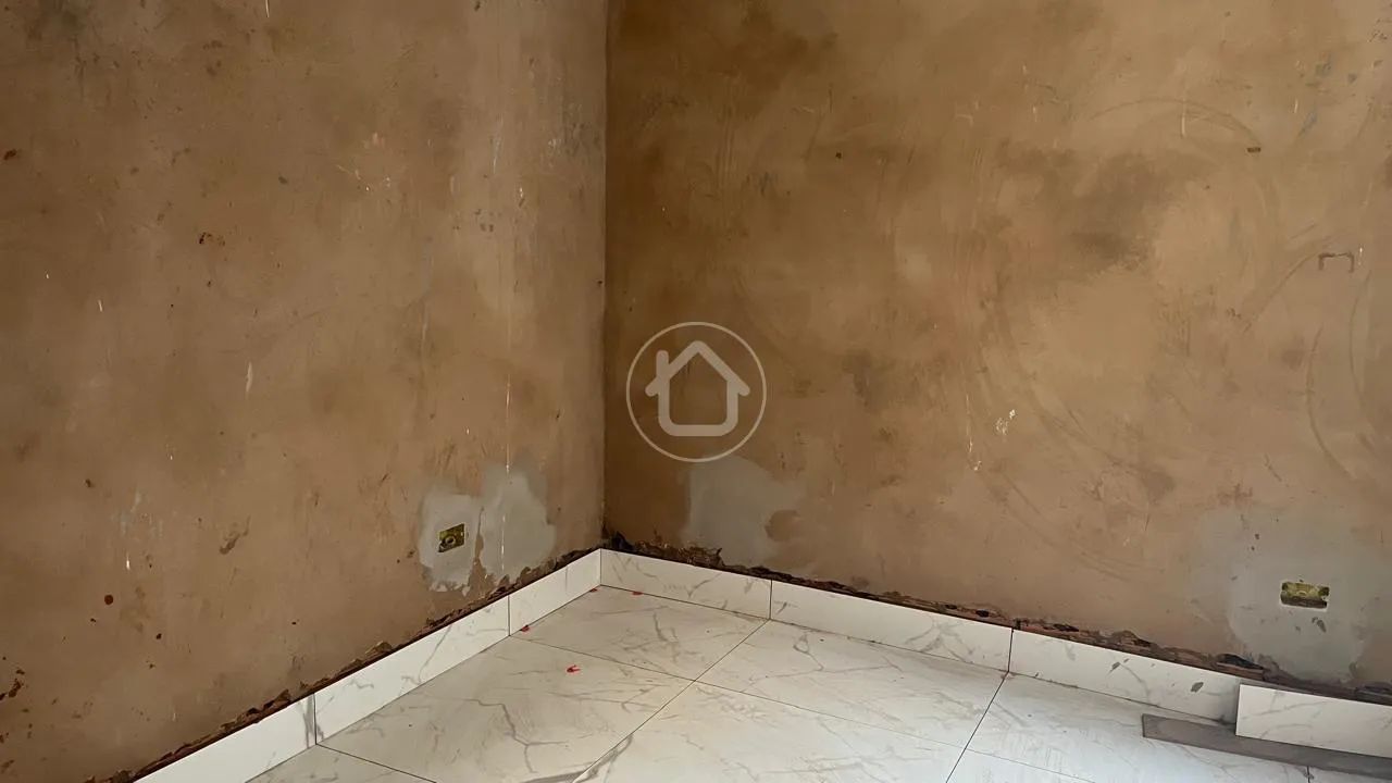 CASA COM 02 QUARTOS SENDO 01 SUÍTE - Foto 4