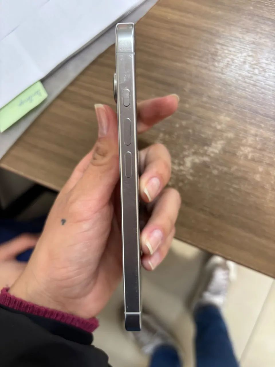 iPhone 16 pro - Foto 3