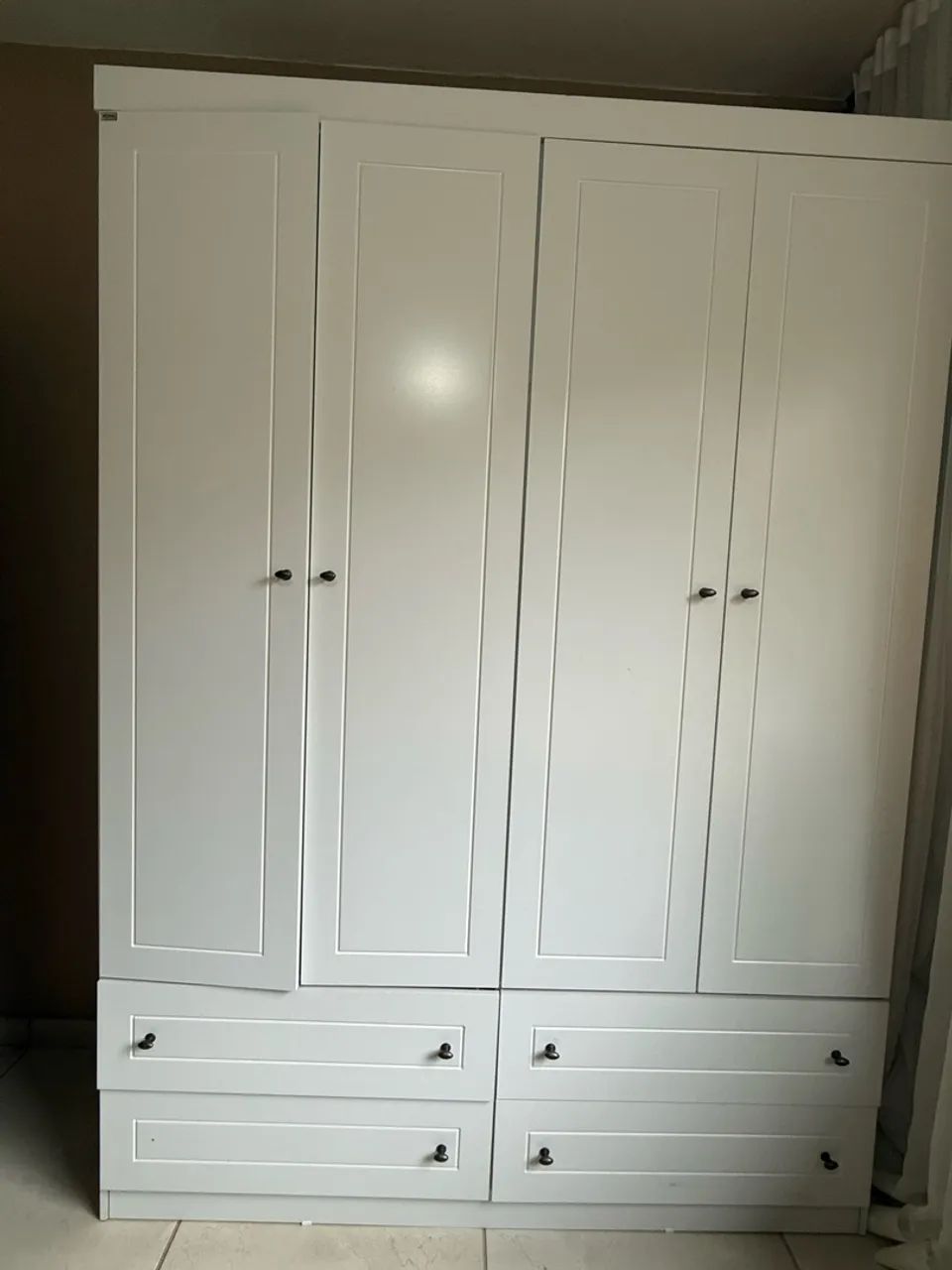 Guarda - roupa 100% MDF