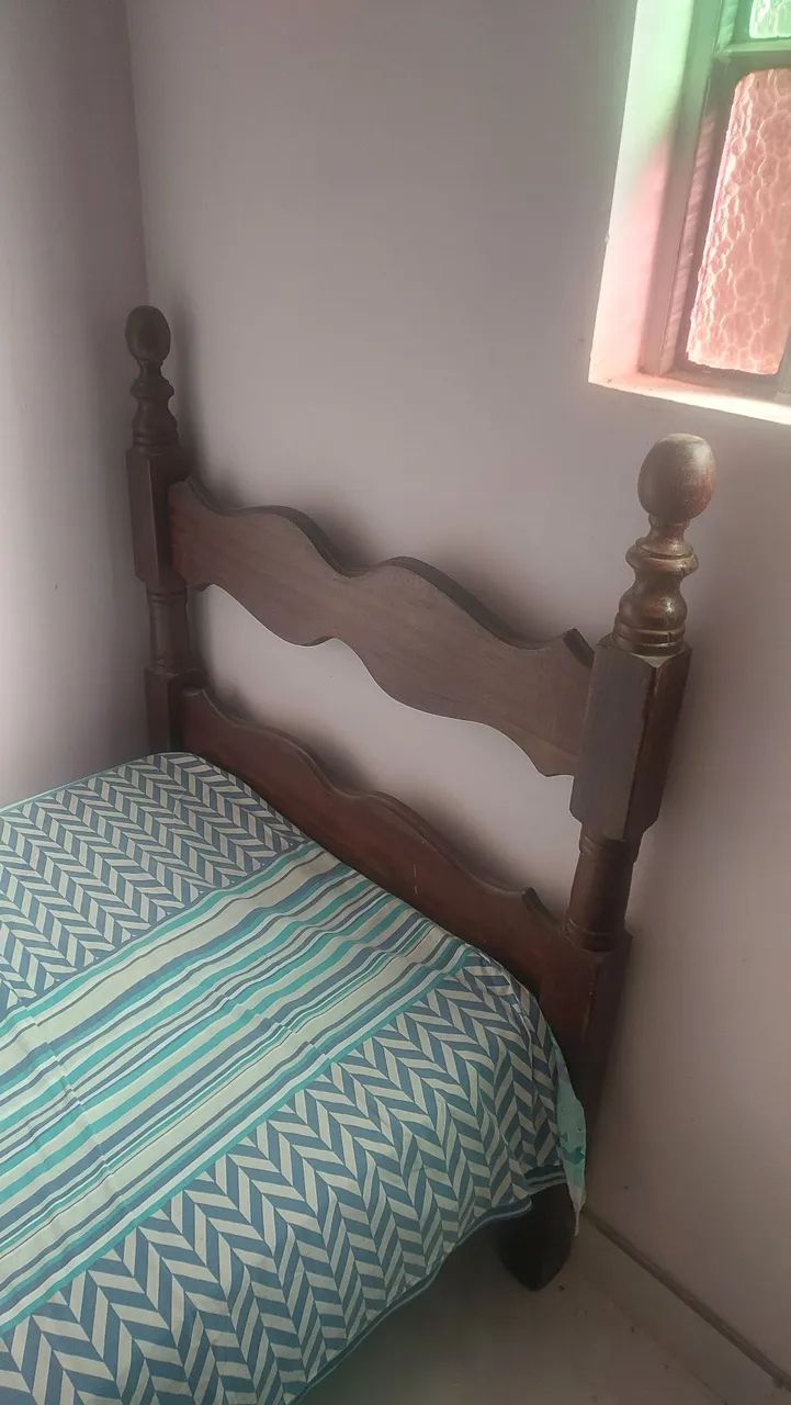 Cama de solteiro em sucupira com colchão  - Foto 2