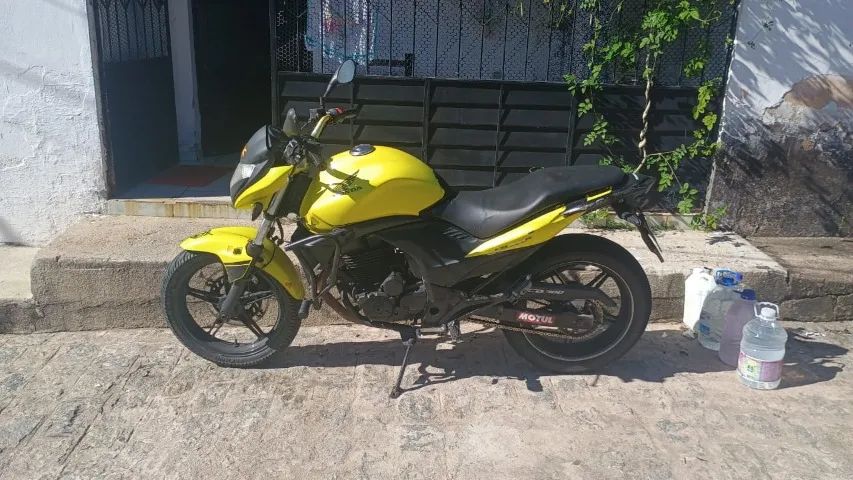 Cb 300 ano 2010 6.500
