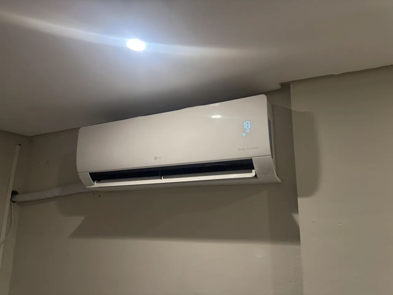 Ar condicionado LG 12.000 BTUs Zerado - Foto 2