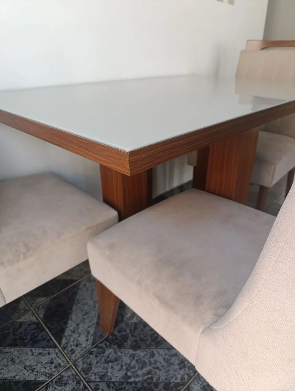 Mesa 4 cadeiras  - Foto 3