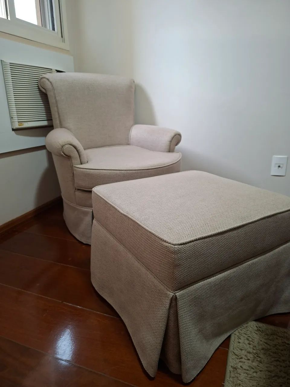 Poltrona Com Puff - Foto 2