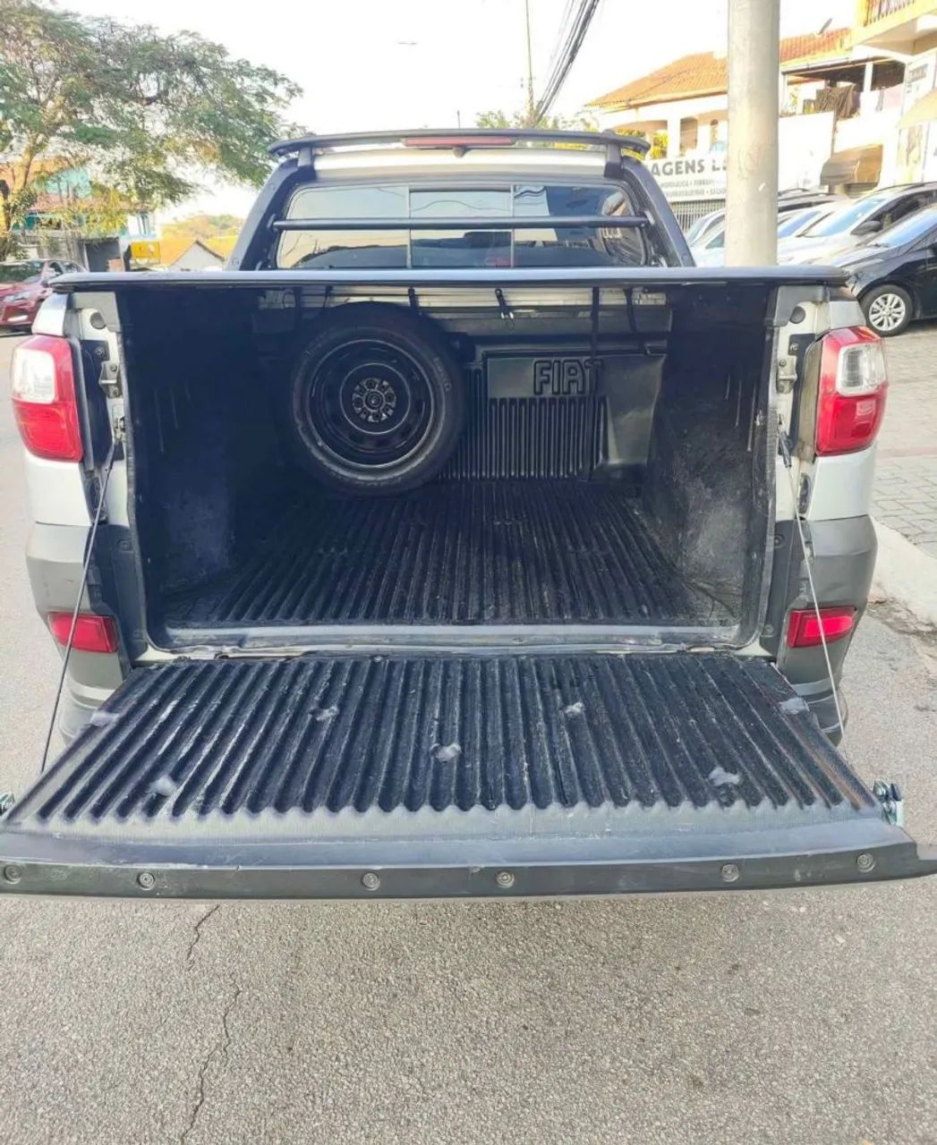 Fiat Strada Working Hard 1.4 Fire Flex 8V CE 2017 - Foto 4