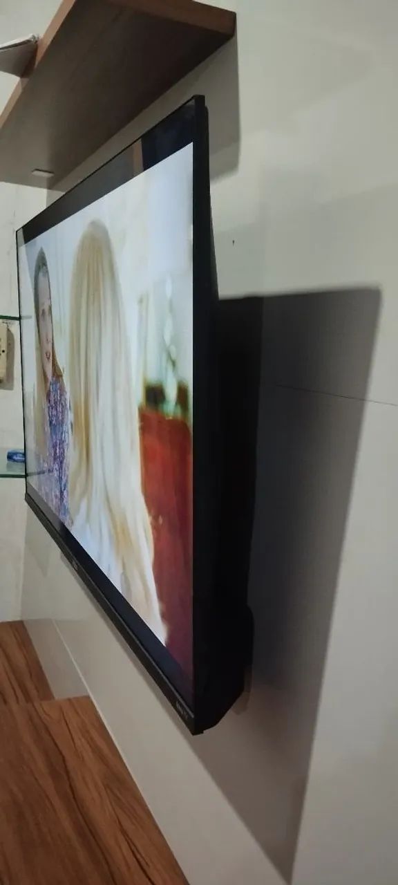 Tv Philco 40 polegadas semi nova 3 messes de uso  - Foto 5