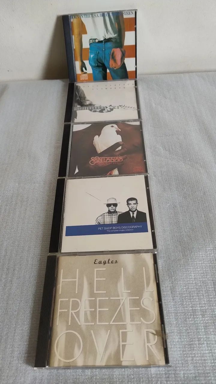 Kit com 15 cds de Rock originais... - Foto 3