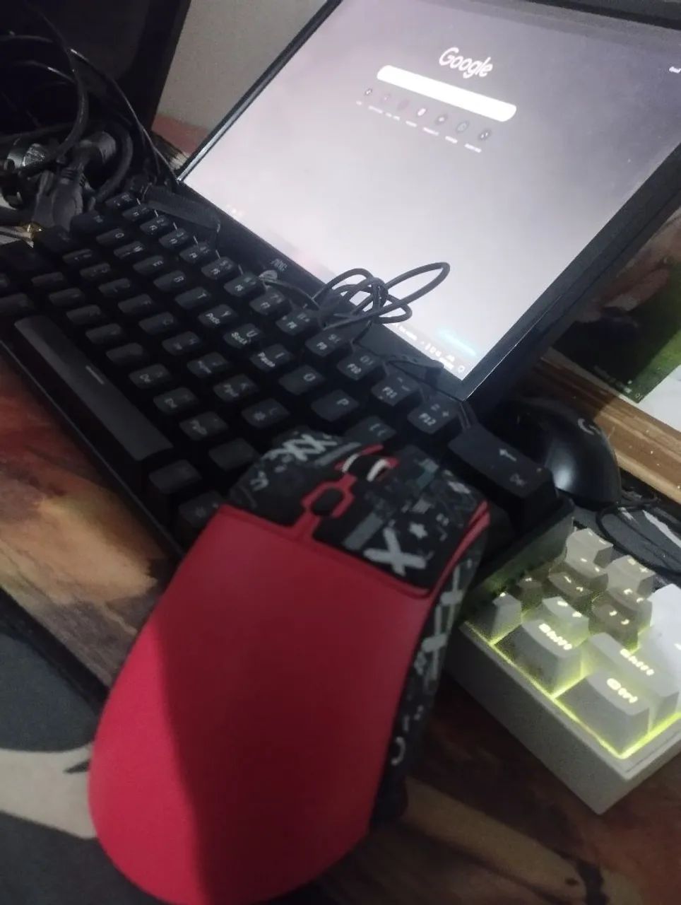 Mouse atack shark R1 e teclado mecânico 60% Switch red