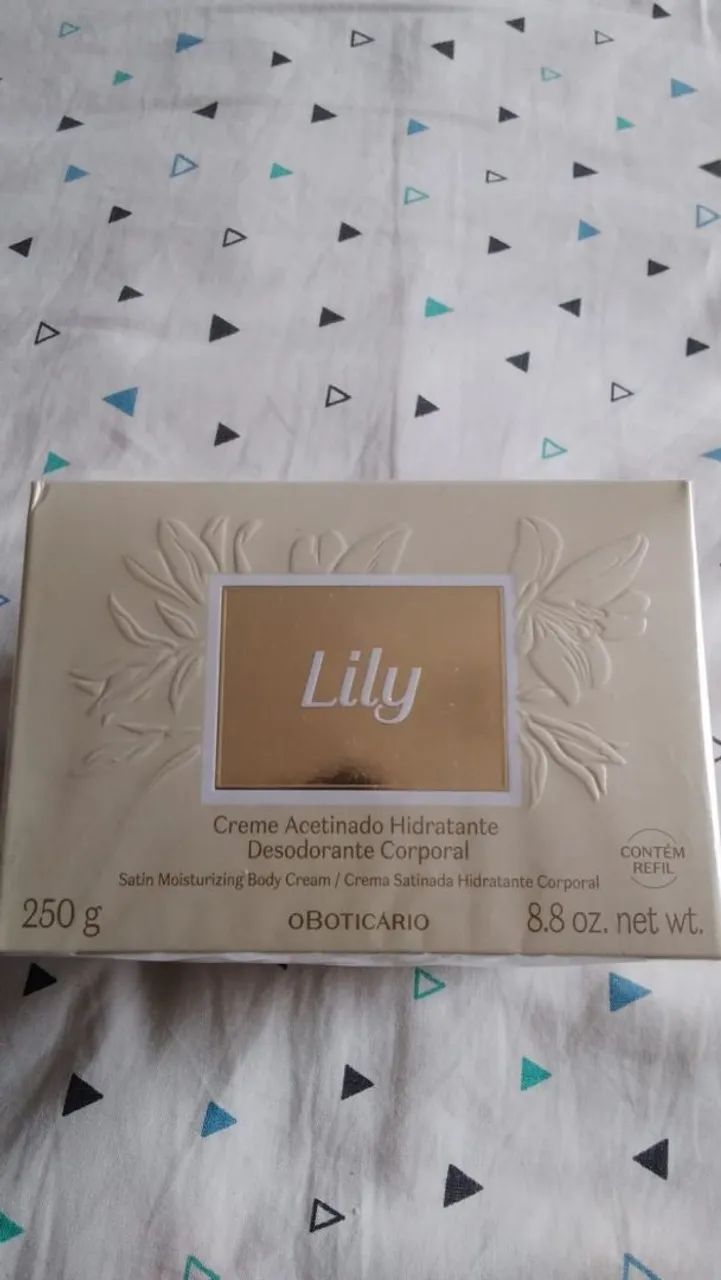 Hidratante Lily o boticário 