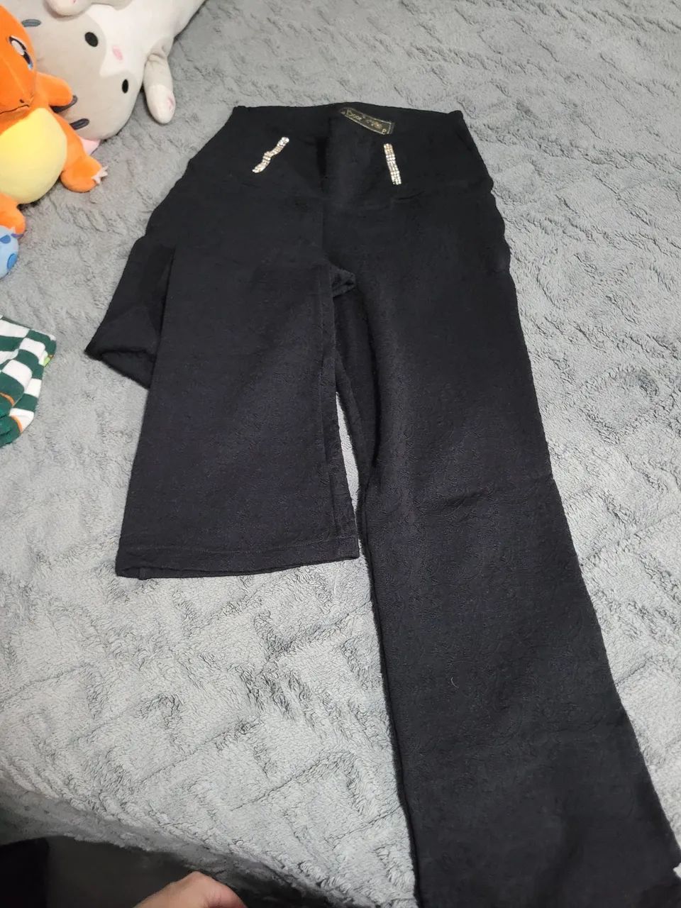 Calça boca de sino elegante preta M
