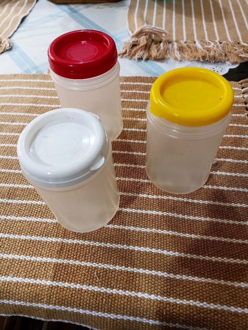 Potes para tempero e condimentos de plástico  - Foto 3