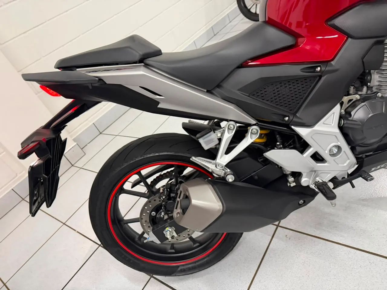 HONDA CB 300F TWISTER ABS - Foto 4